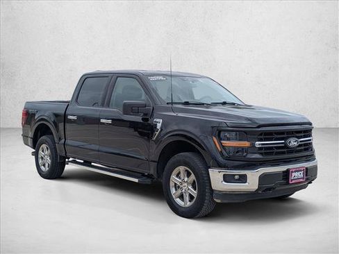 Used 2025 Ford F150 XLT w/ Equipment Group 301A Standard AWD/4WD image 3
