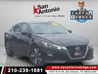 Used 2022 Nissan Altima 2.5 SV