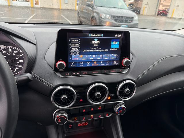 Used 2025 Nissan Sentra SV FWD image 17
