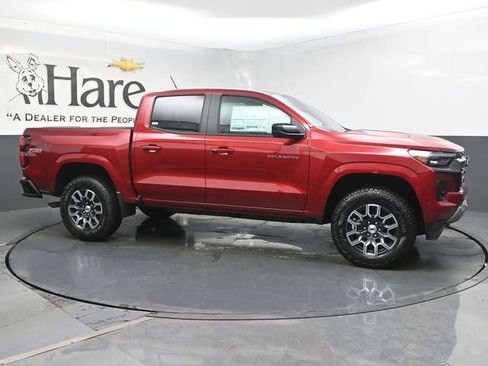 New 2026 Chevrolet Colorado Z71 w/ Z71 Convenience Package 2 AWD/4WD image 1