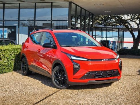 New 2027 Chevrolet Bolt RS w/ Technology Package FWD image 2