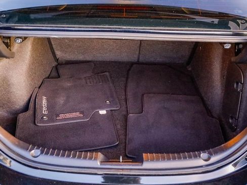 Used 2018 MAZDA MAZDA3 Grand Touring w/ Premium Equipment Package image 27