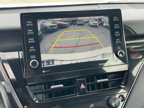Used 2023 Toyota Camry XLE image 18