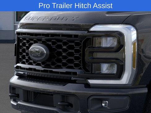 New 2026 Ford F250 Lariat w/ Black Appearance Package image 17