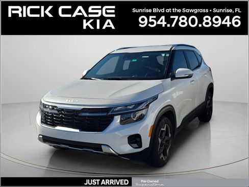 Used 2025 Kia Seltos EX FWD image 1