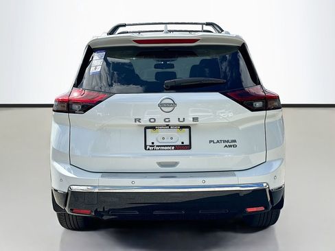 New 2026 Nissan Rogue Platinum image 7