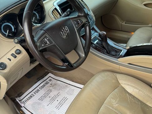 Used 2011 Buick LaCrosse CXL w/ Driver Confidence Package FWD image 8