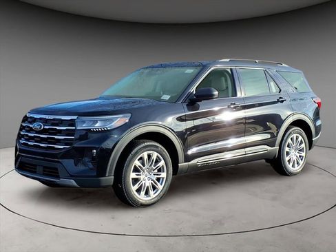 New 2026 Ford Explorer Active image 1