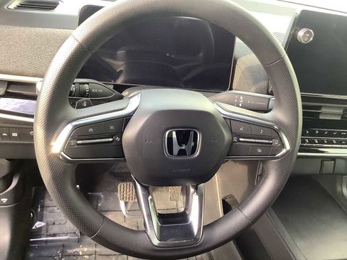 New 2026 Honda Prologue EX image 15