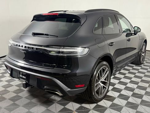 New 2026 Porsche Macan image 7
