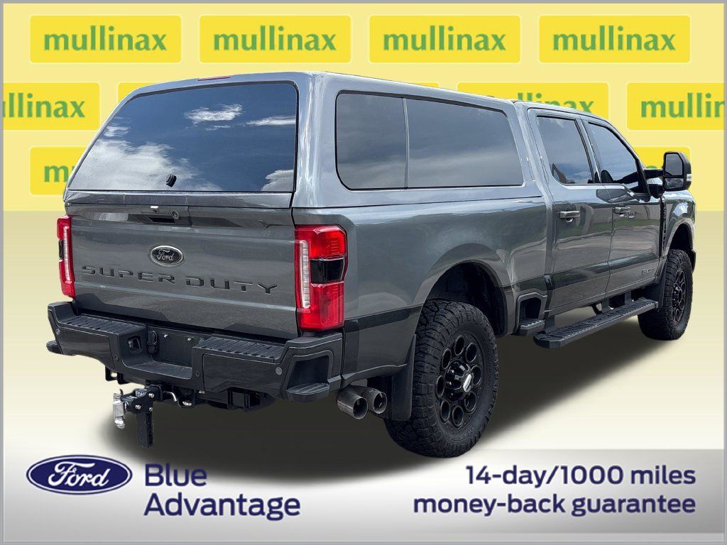 Used 2025 Ford F250 XLT w/ Black Appearance Package AWD/4WD image 4