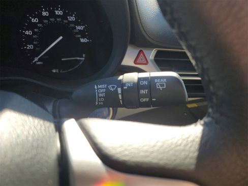 Certified 2022 Toyota Sienna XLE w/ XLE Plus Package image 22