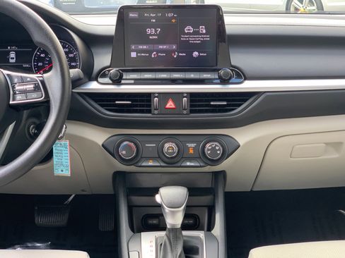 Used 2022 Kia Forte LXS image 22