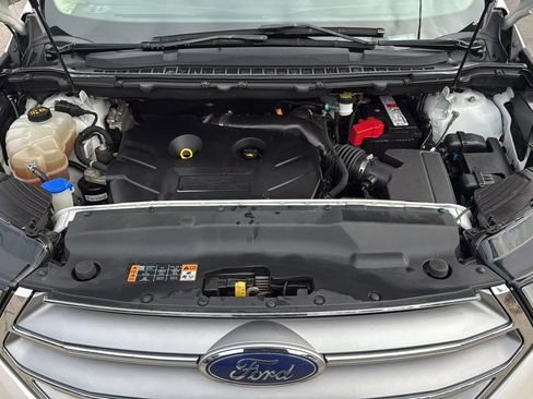 Used 2018 Ford Edge SEL w/ Equipment Group 201A image 24