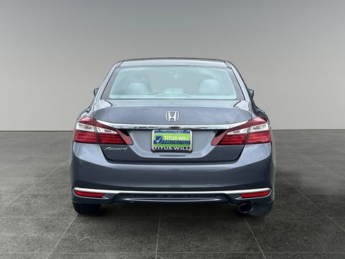 Used 2017 Honda Accord LX image 9