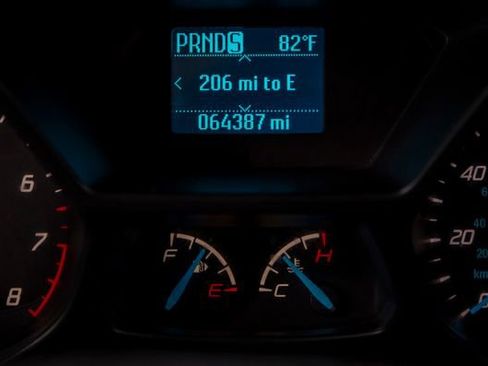 Used 2016 Ford Transit Connect XLT image 22