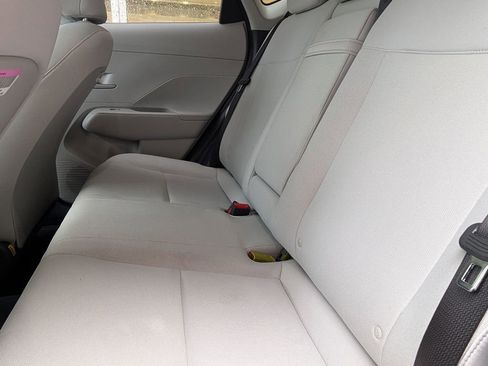 Certified 2024 Hyundai Kona SEL w/ Convenience Package image 18