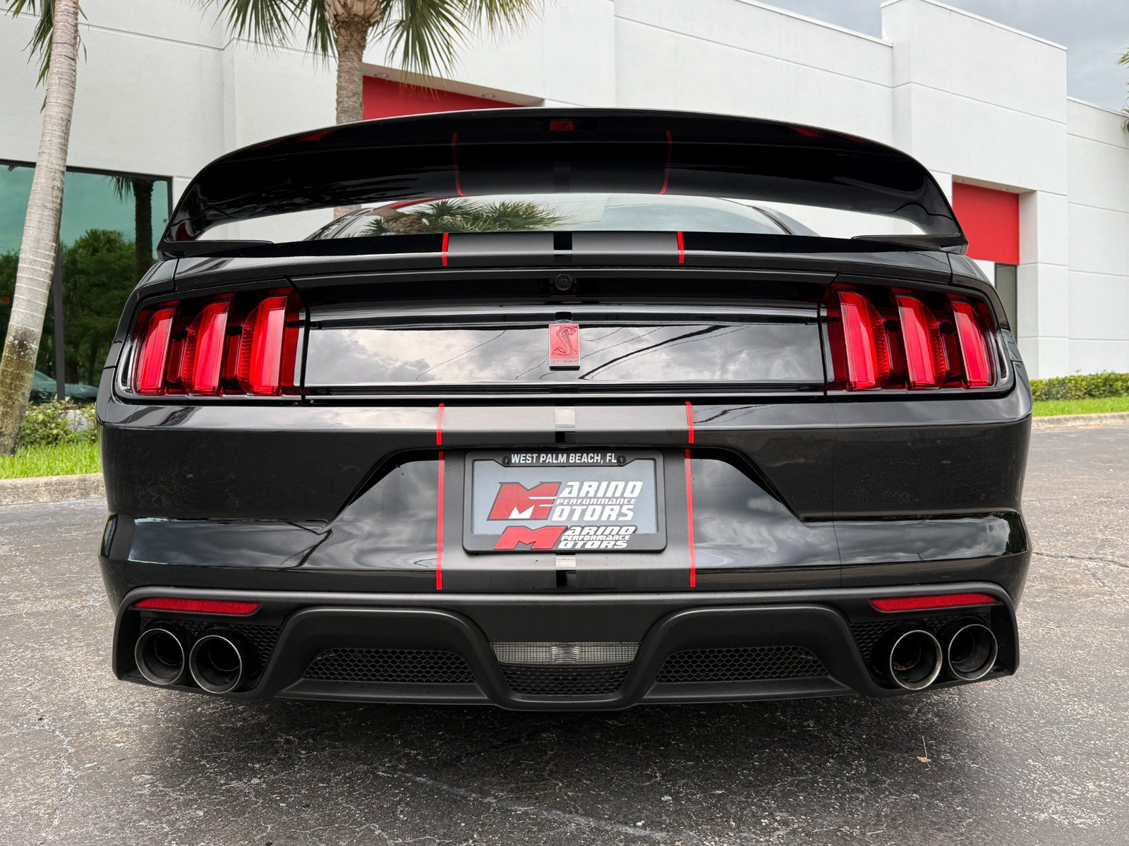 Used 2017 Ford Mustang Shelby GT350R w/ GT350R Equipment Group 920A RWD image 25