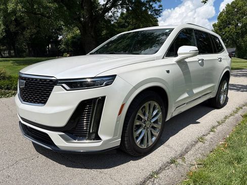 Used 2021 Cadillac XT6 Premium Luxury AWD/4WD image 6