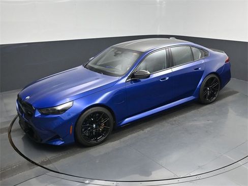 Used 2025 BMW M5 w/ Carbon Package image 56