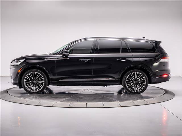Used 2023 Lincoln Aviator Black Label w/ Dynamic Handling Package AWD/4WD image 2