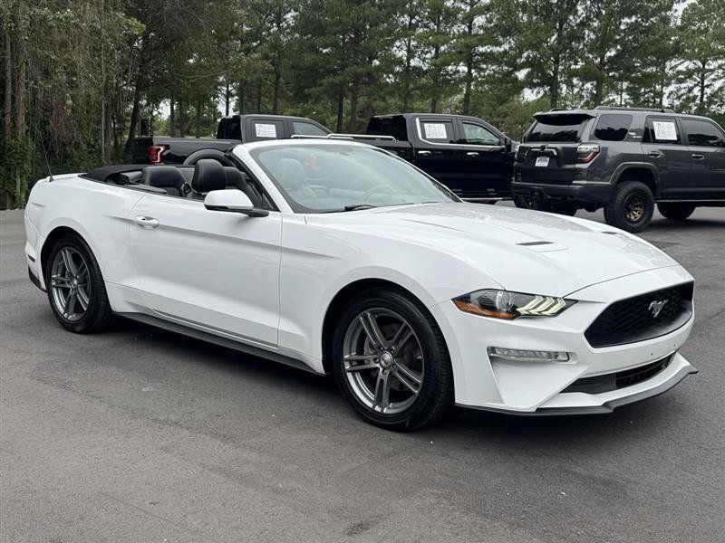 Used 2018 Ford Mustang Premium RWD image 9