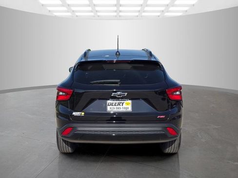 Used 2025 Chevrolet Trax RS w/ Driver Confidence Package FWD image 9
