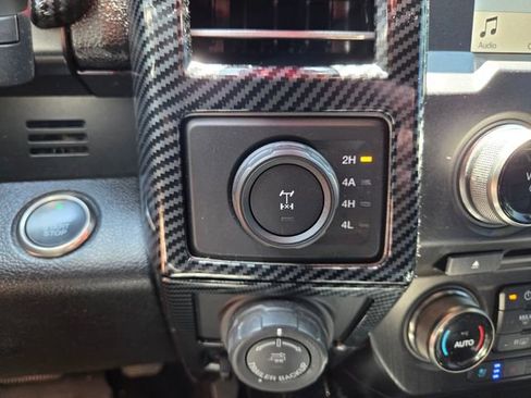 Used 2018 Ford F150 Raptor w/ Equipment Group 802A Luxury AWD/4WD image 35