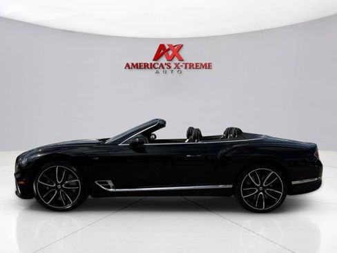 Used 2022 Bentley Continental GT image 5
