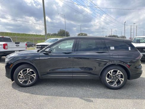 New 2026 Lincoln Nautilus Premier w/ Equipment Group 102A AWD/4WD image 6