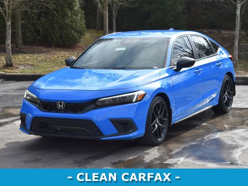 Used 2023 Honda Civic Sport image 3