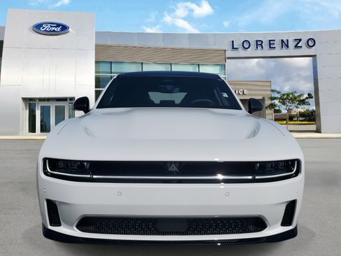 Used 2024 Dodge Charger Scat Pack w/ Plus Group image 2