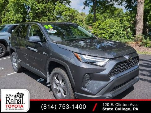Used 2025 Toyota RAV4 XLE w/ Convenience Package AWD/4WD image 1
