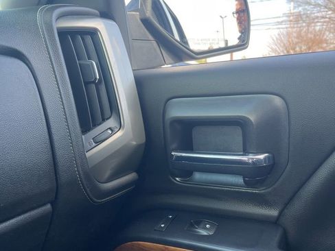 Certified 2018 Chevrolet Silverado 1500 High Country image 26