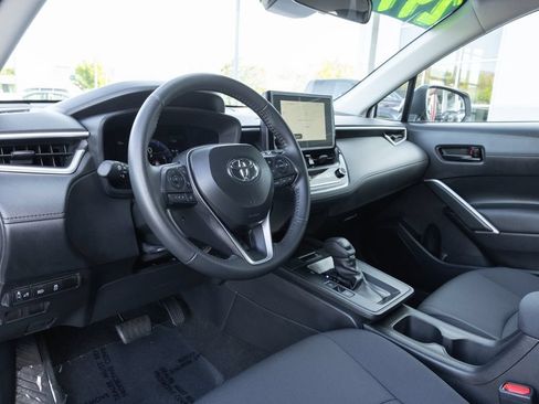Certified 2026 Toyota Corolla Cross LE FWD image 10