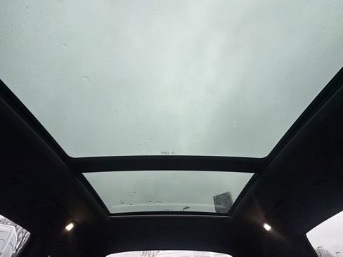 Used 2019 Porsche Macan S image 18