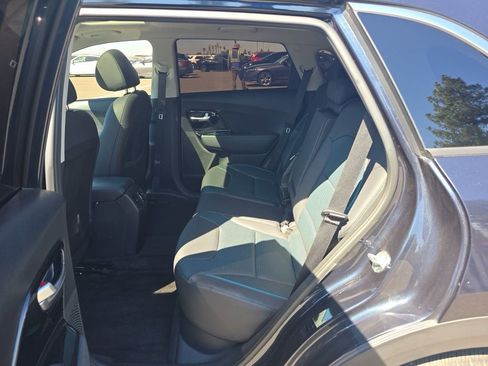 Used 2022 Kia Niro EX Premium image 5