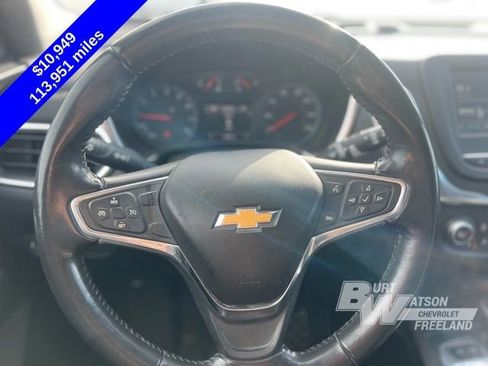 Used 2018 Chevrolet Equinox LT image 11