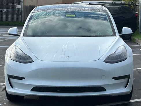 Used 2023 Tesla Model 3 Standard Range image 6