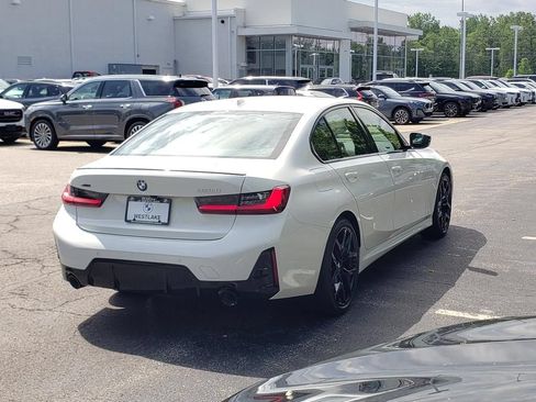 New 2026 BMW 330i xDrive Sedan w/ M Sport Package AWD/4WD image 4