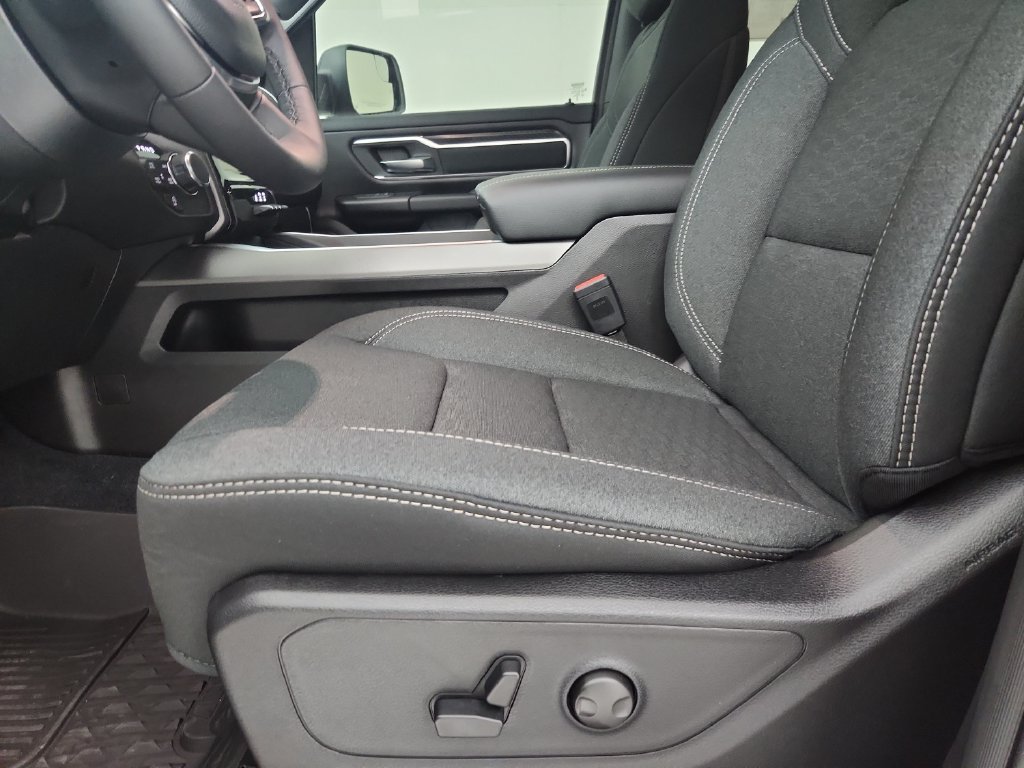 New 2026 RAM 1500 Big Horn AWD/4WD image 20