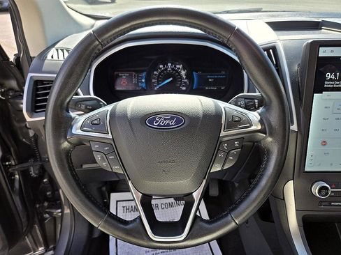 Used 2021 Ford Edge SEL image 24