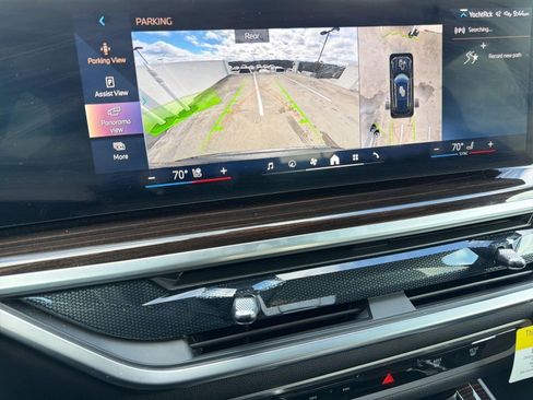 Used 2026 BMW X5 sDrive40i w/ Premium Package image 23