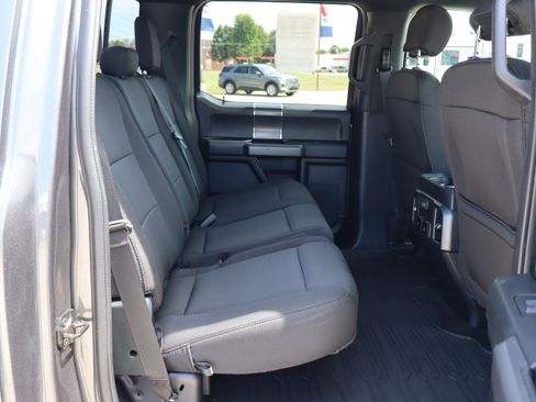 Used 2020 Ford F150 XLT w/ Equipment Group 302A Luxury AWD/4WD image 11