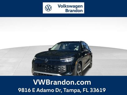New 2025 Volkswagen Tiguan SE