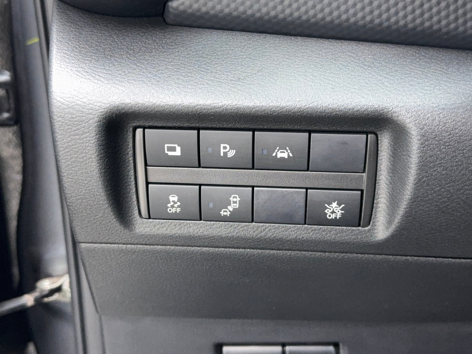 Used 2023 Nissan Kicks S FWD image 35