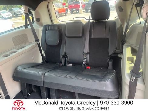 Used 2019 Dodge Grand Caravan SXT FWD image 7