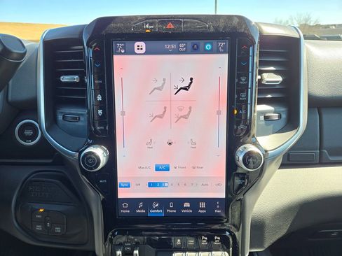 New 2026 RAM 2500 Big Horn AWD/4WD image 20