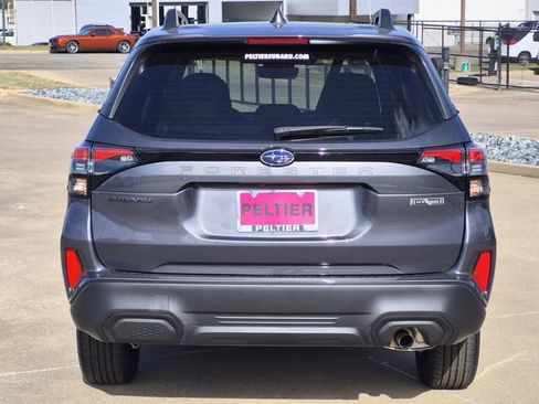 New 2025 Subaru Forester Premium image 4