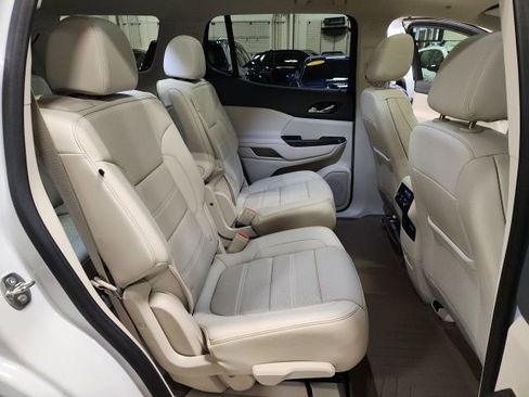 Certified 2023 GMC Acadia Denali w/ Denali Ultimate Package image 31